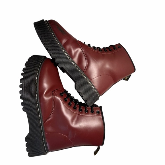 Unilady Burgundy Lace-Up Combat boots with black lug soles Womens Sz 8 - Picture 7 of 9